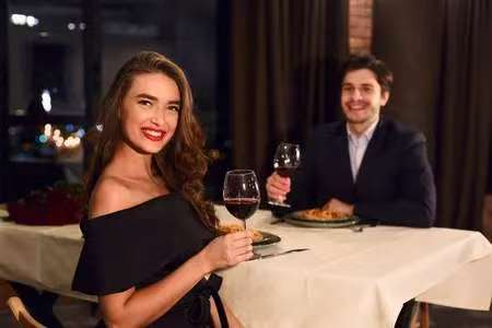 How to arrange when inviting a girl out to play?